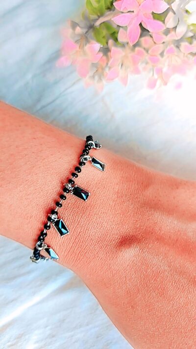 Radiant Hand Mangalsutra - Image 3