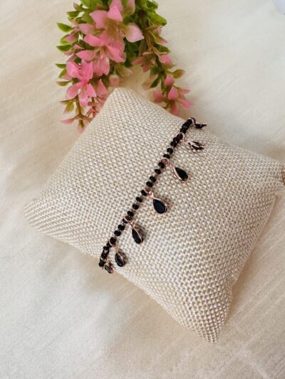 Hand Mangalsutra