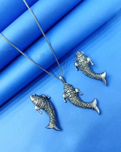 Chain Pendant
