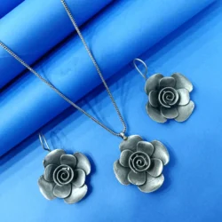 Chain Pendant