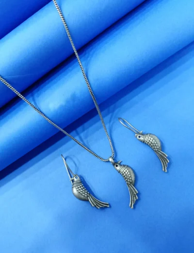 Chain Pendant