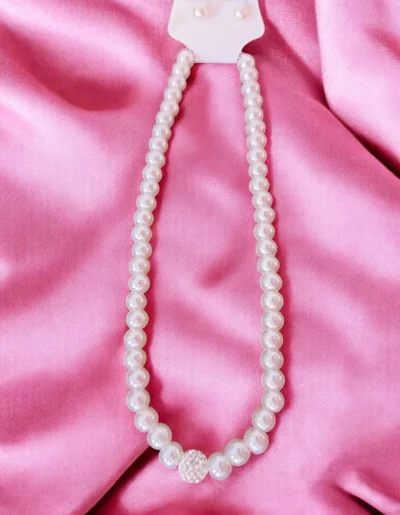 Pearl Necklace