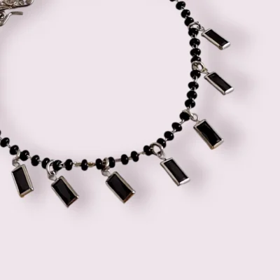 Hand Mangalsutra