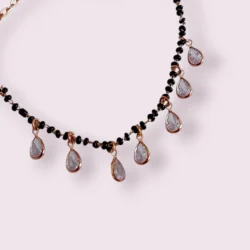 Hand Mangalsutra